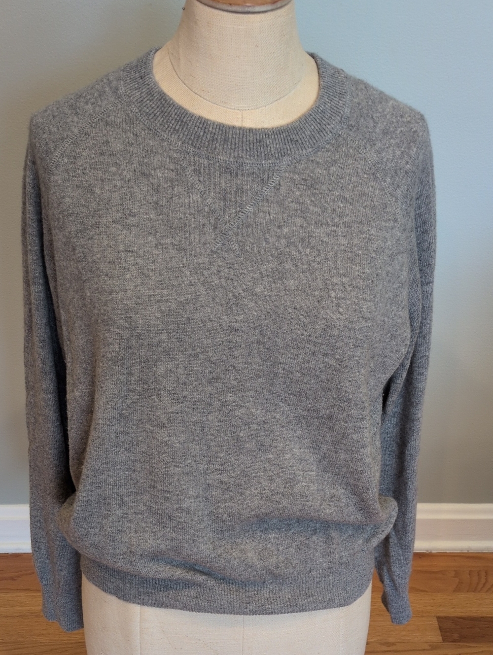 Quince Mongolian Shrunken Cashmere Sweatshirt Medium
